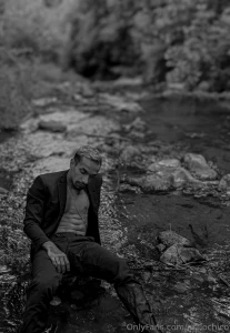 Tanto tanto tanto lavoro sto preparando cose che che ti faranno uscire