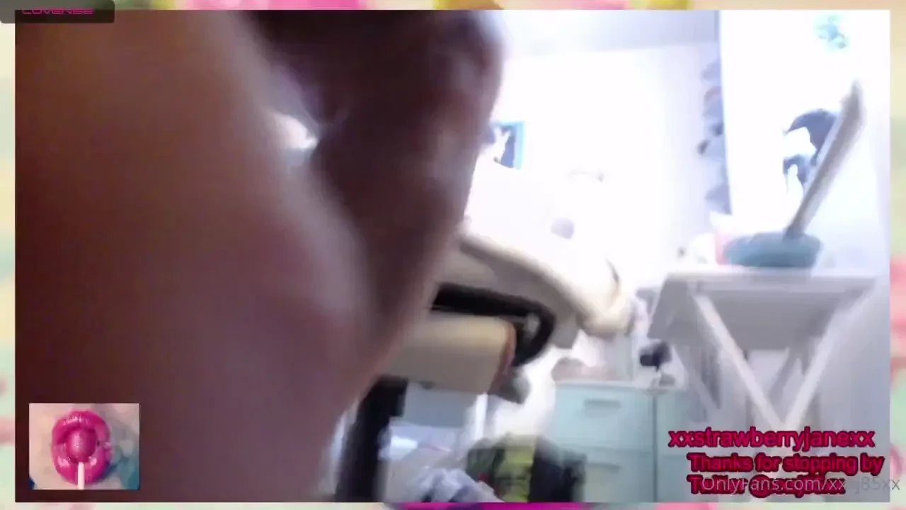 For those of you who may be feet or toes fans 