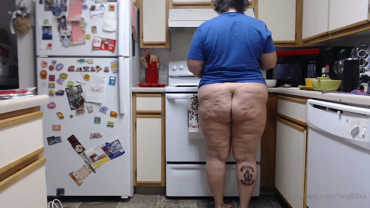 Here to break the monday morning funk 