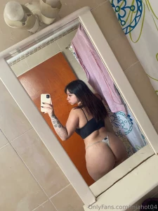 This ass is preparing for the farts i m going to fart today