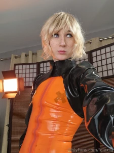 Can i get someone to take all the seed out of this lil pumpkin part 1