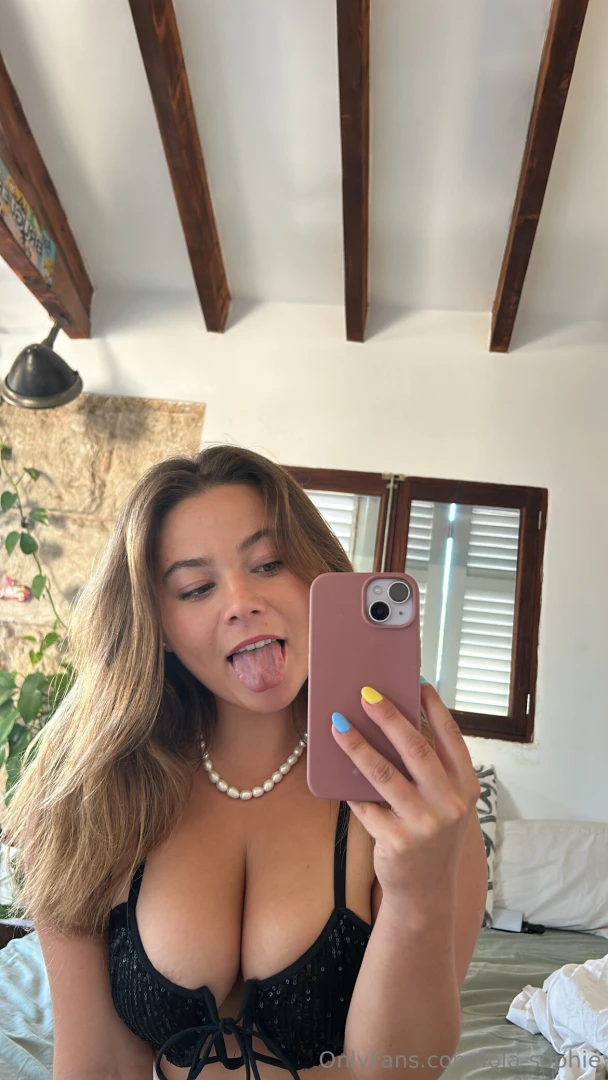 I m very hot today who s coming to turn me off 