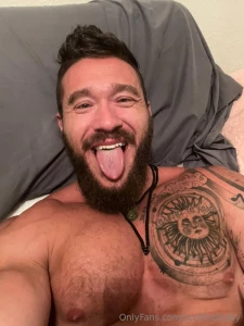 Let s start the week with a huge smile bro dm me