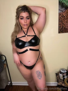 This is how i d greet you at the door part 1