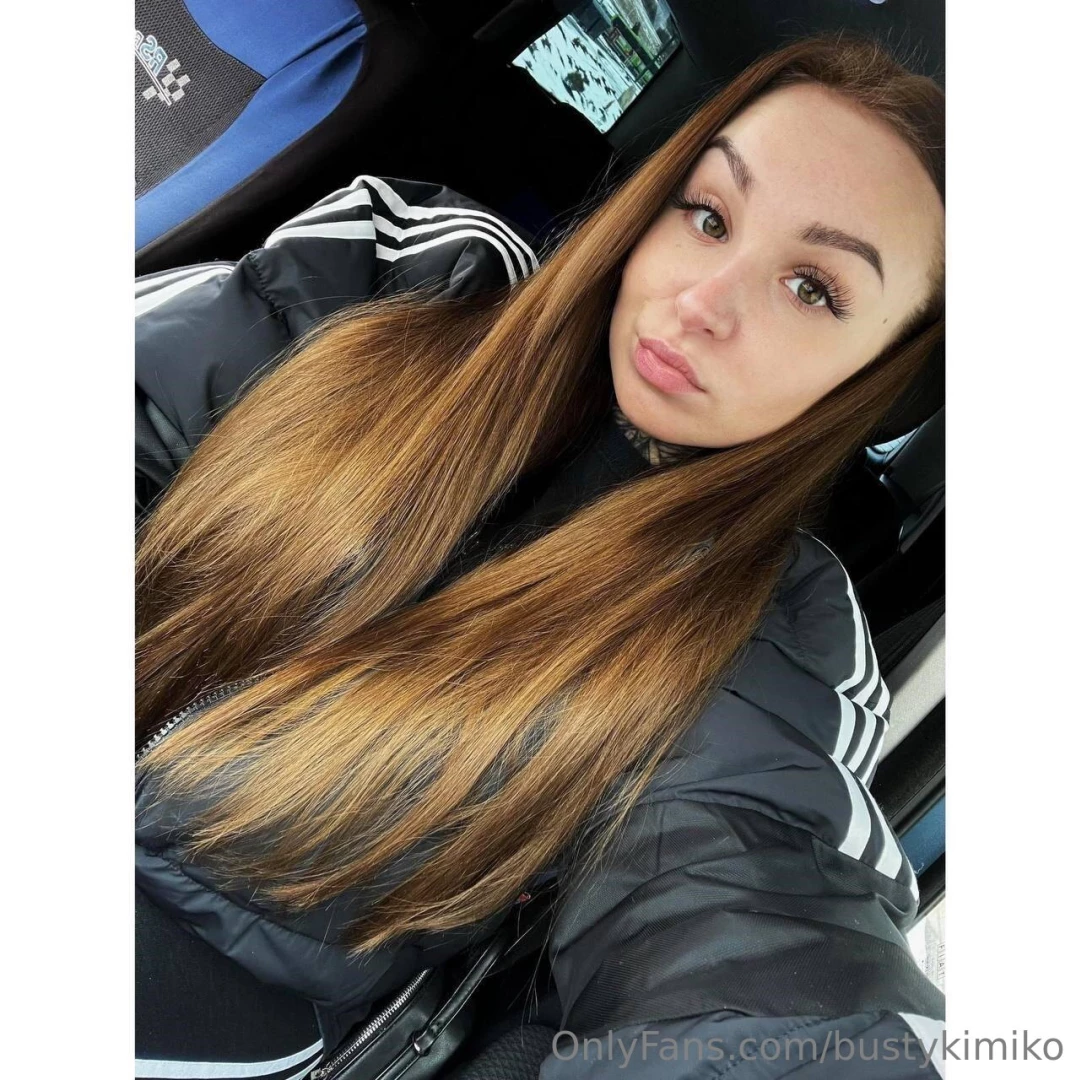 Free bustylola huge natural boobs hi i am lola - your busty friend my part 322 