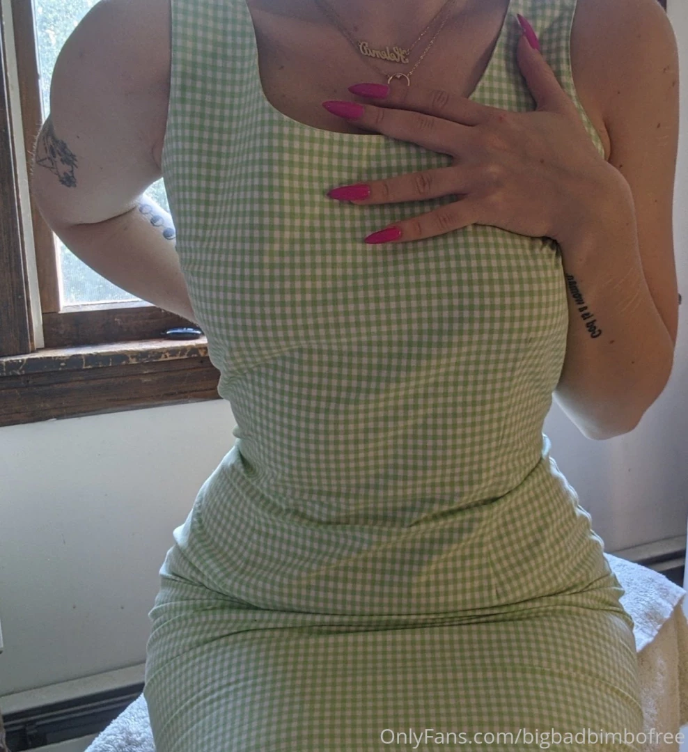 Your horny little housewife is waiting for you to get home 