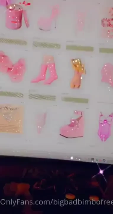 Want me to finally notice you try sending me a valentine s day present 