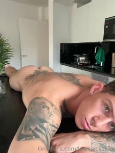 A series of very cheeky photos what s your favourite part 8