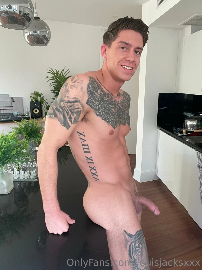 A series of very cheeky photos what s your favourite part 2 