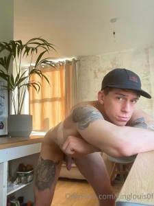 Just fooling around and actually caught some cheeky shots part 5