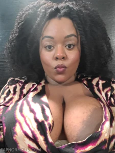 Wyd up right now love you sleepy want me to sing a song for you would part 1