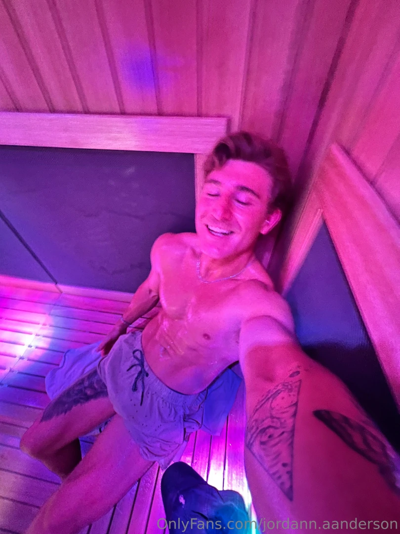 Daddy is hot sweaty and his abs are glowing part 2 