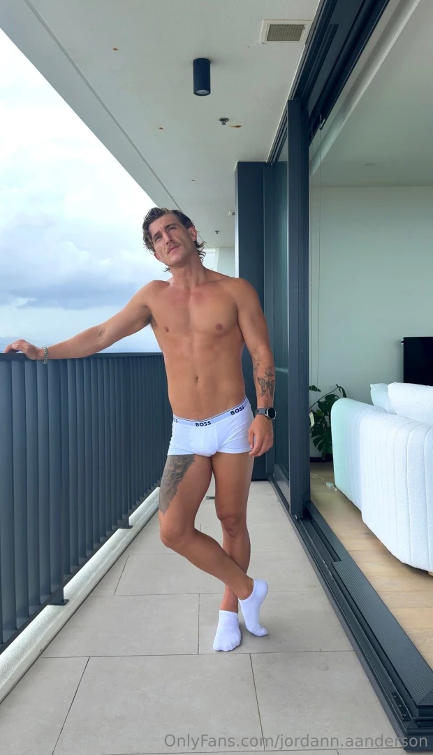 I wonder who has the better view me or you 