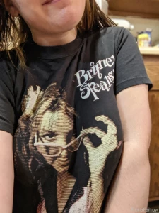 Ya ever just wear a t-shirt you ve had for over 20 years part 1