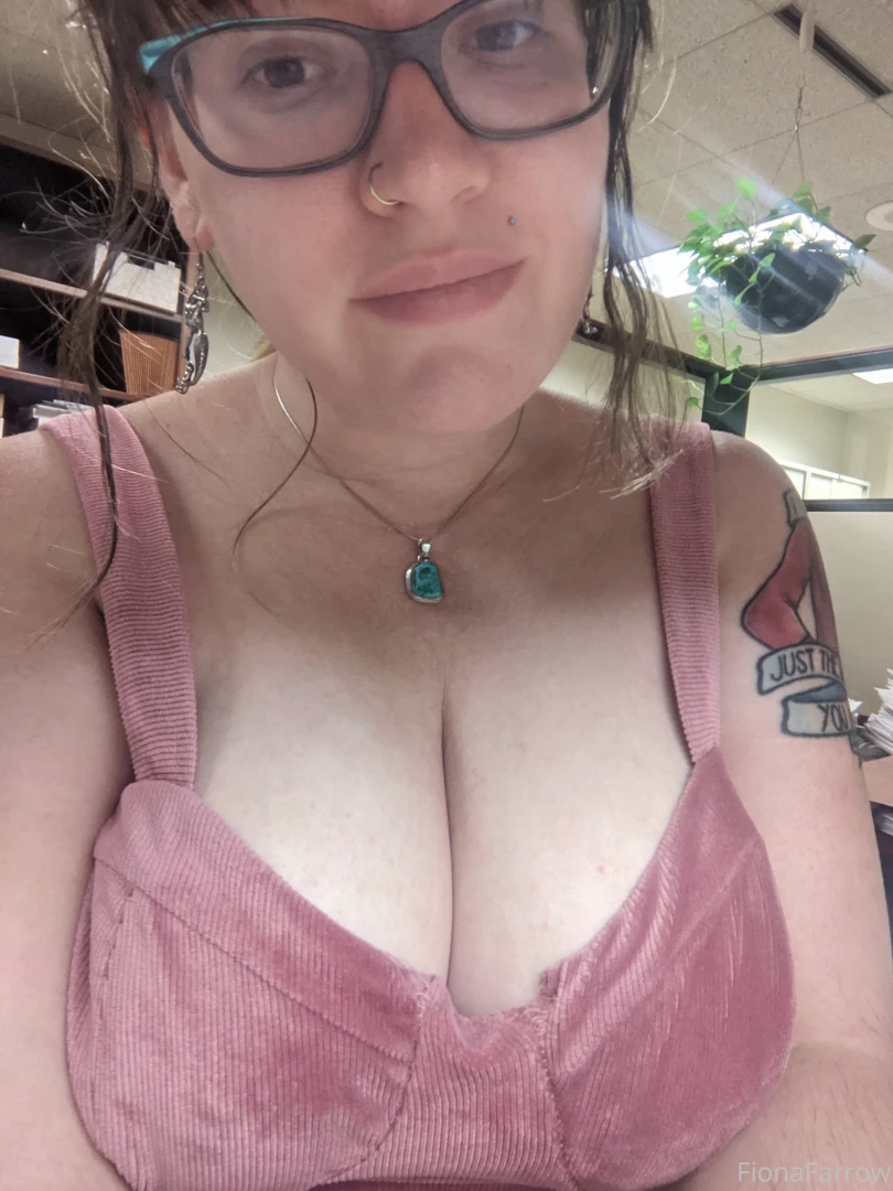 Think my outfit is distracting my coworkers today 