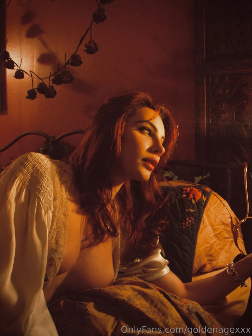 Arieldemure x estreetcar photoset video snippet 