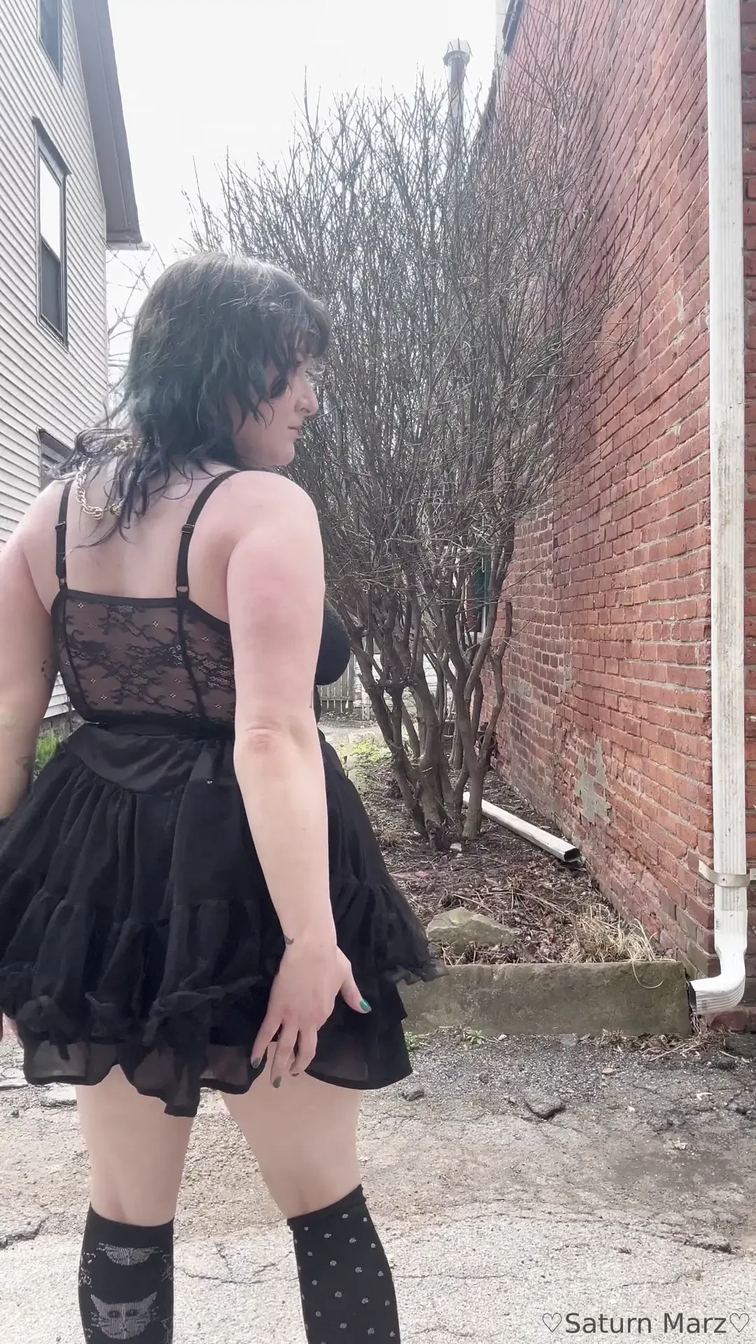 It s finally sunny out again you know what that means 