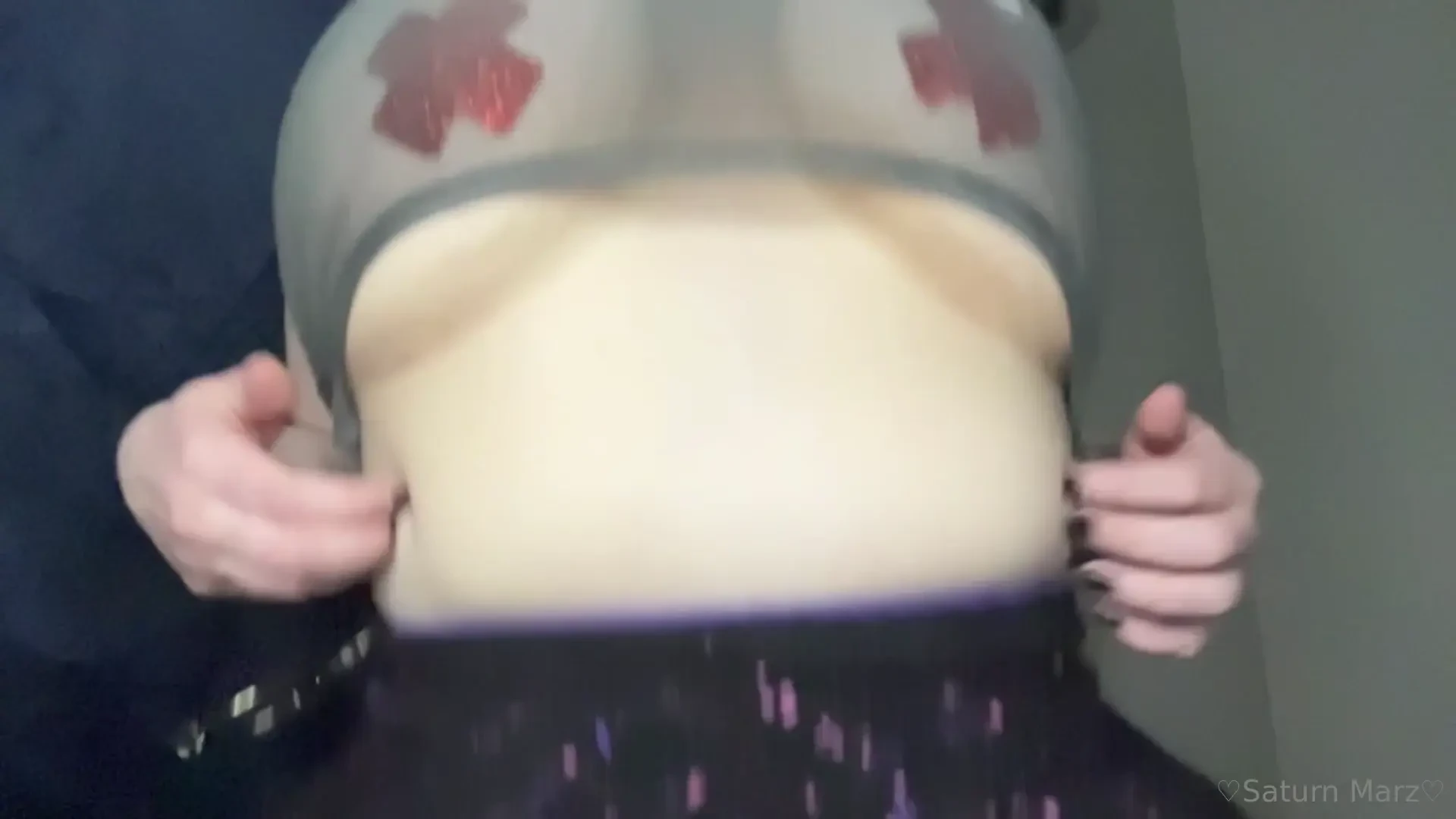 Just watch the bounces and ignore all your problems the audio glitches 