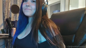 Alt girl next door