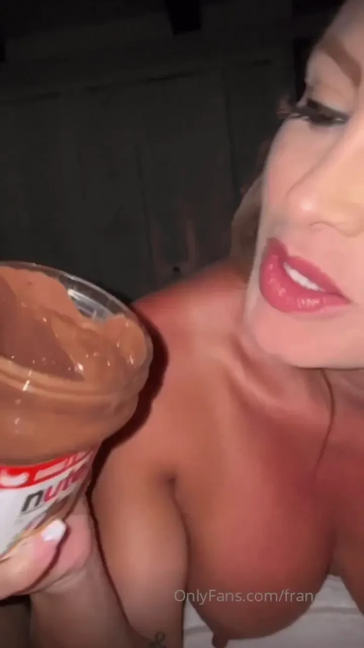 Fan favorite i got a jar of nutella so i could spread it on your ass 