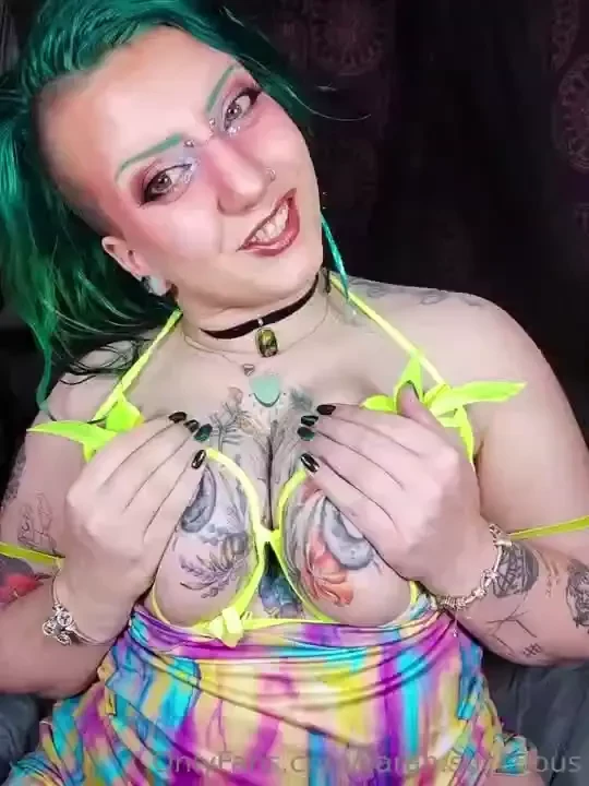 As usual i can t help but take pictures of my pretty feet part 13 