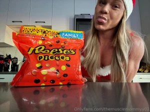 Merry christmas eve everyone what cookies are your favorite