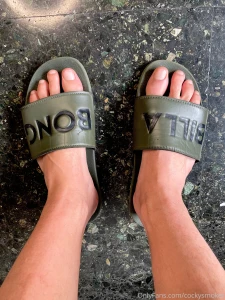 Qu chanclas me quedan mejor 1 2 3 part 1