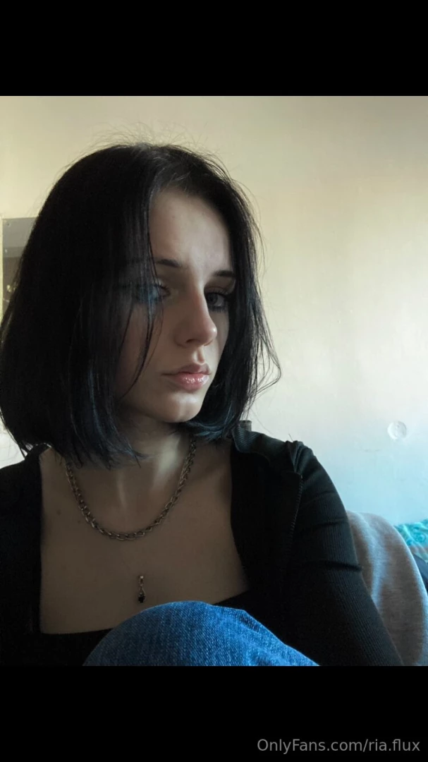 Dont be so shy and text me 