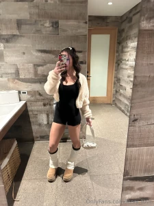 Meet me in the bathroom part 14