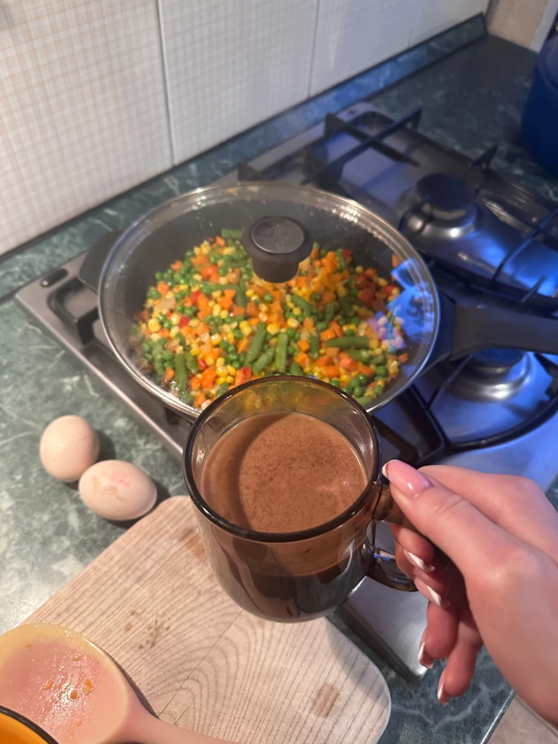 Hey cuties i m in full-on cooking mode tonight and it s giving me all 