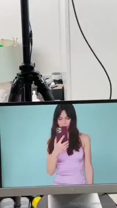 Guess what s going on here 