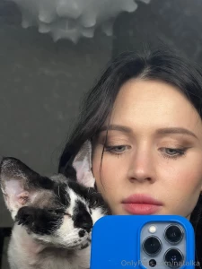 Do we look alike