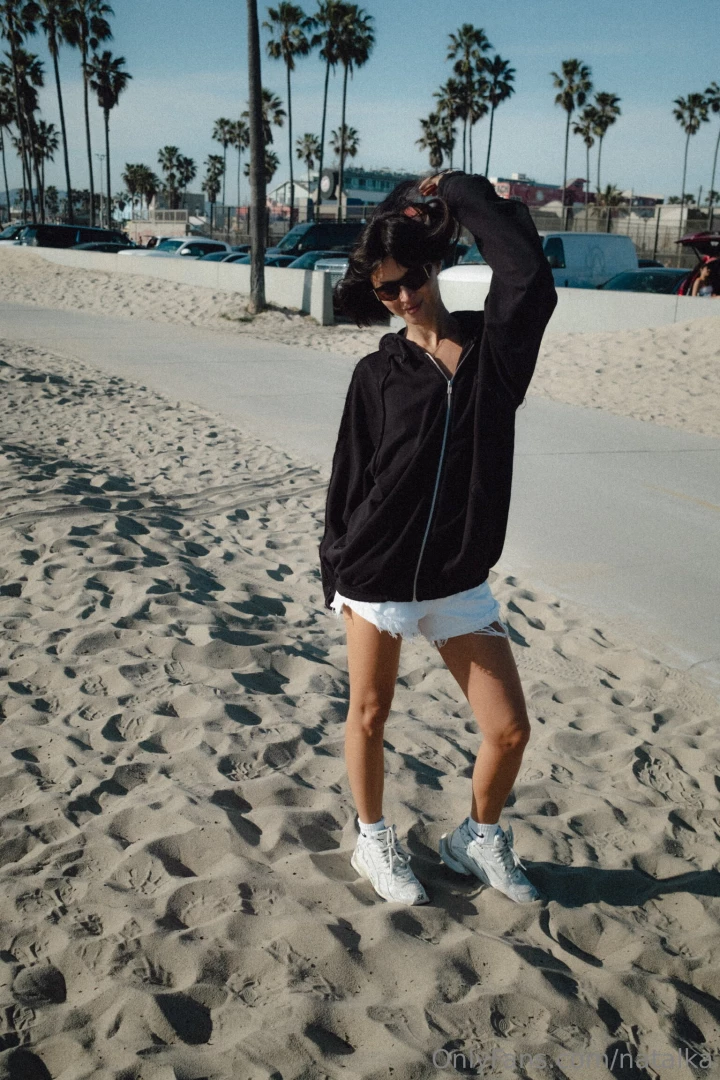 Beach babe part 83 