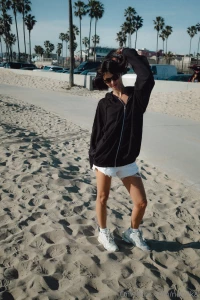 Beach babe part 83