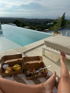 Just waiting you for the dinner with such a view