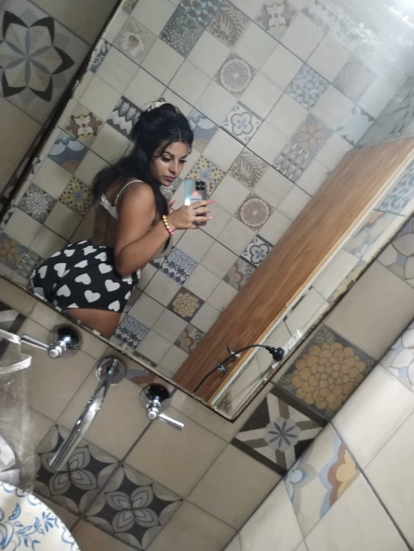 Io lo so baby che vuoi solo me 