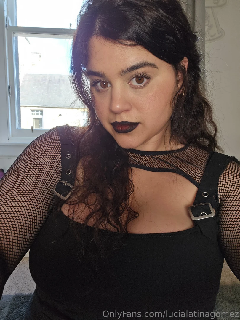 Your cock doesn t need attention your obedience does show me why i 