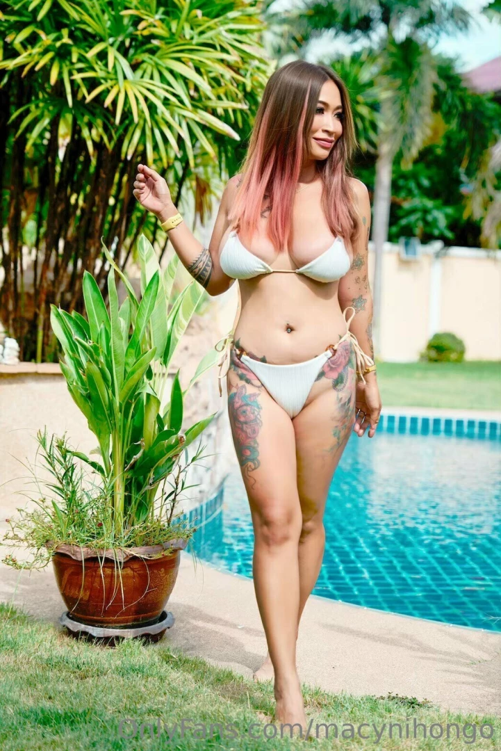 Do you like girls on thicker side 