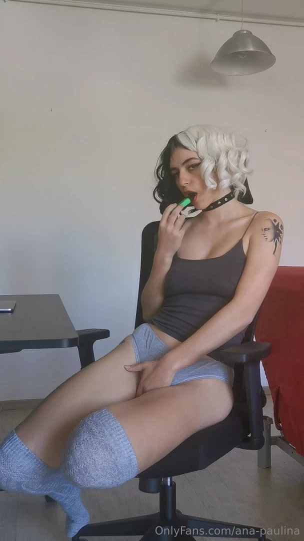 Moi qui faisait de l oeil au prof en cours a marchait pas 