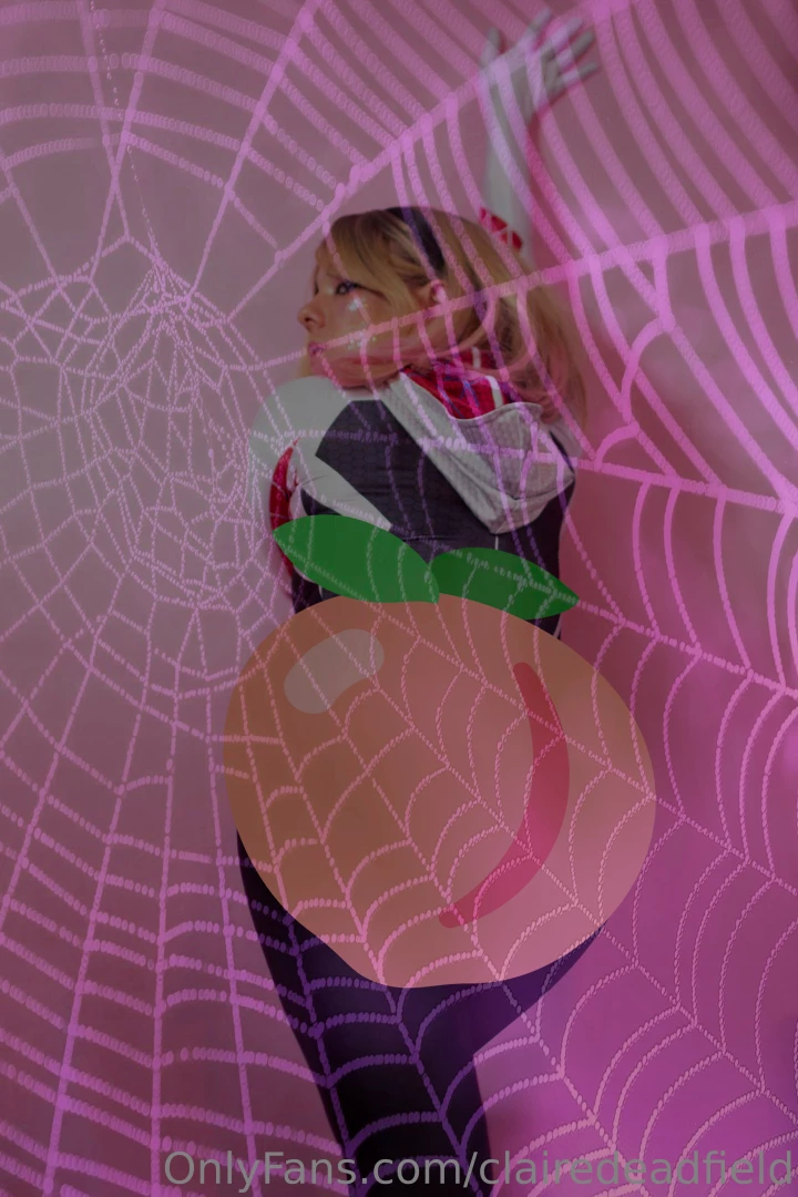 I dropped not one but two spicy sets this week it is a marvel vs dc 