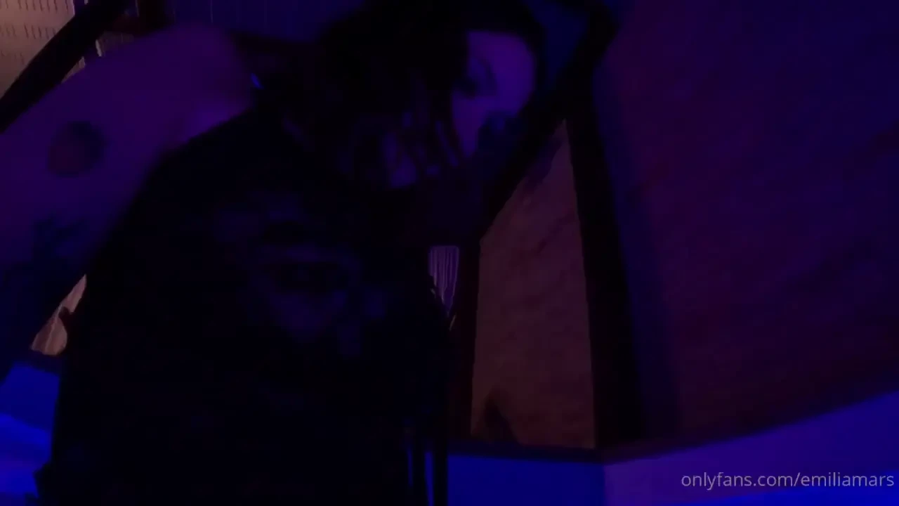 That time i rescued a lizard in the pool and then wanted to have sex 