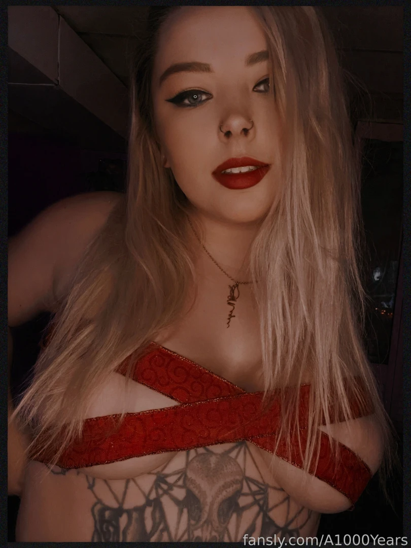 Imagine not checking out all my past sets at the top of my profile 