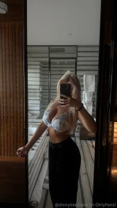 Why do we french people eat snails - because we don t like fast food i part 2