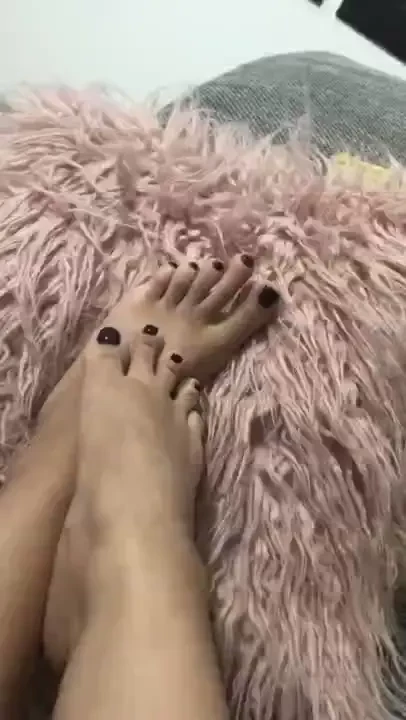 New toenails color i did the pedicure by myself do you like 