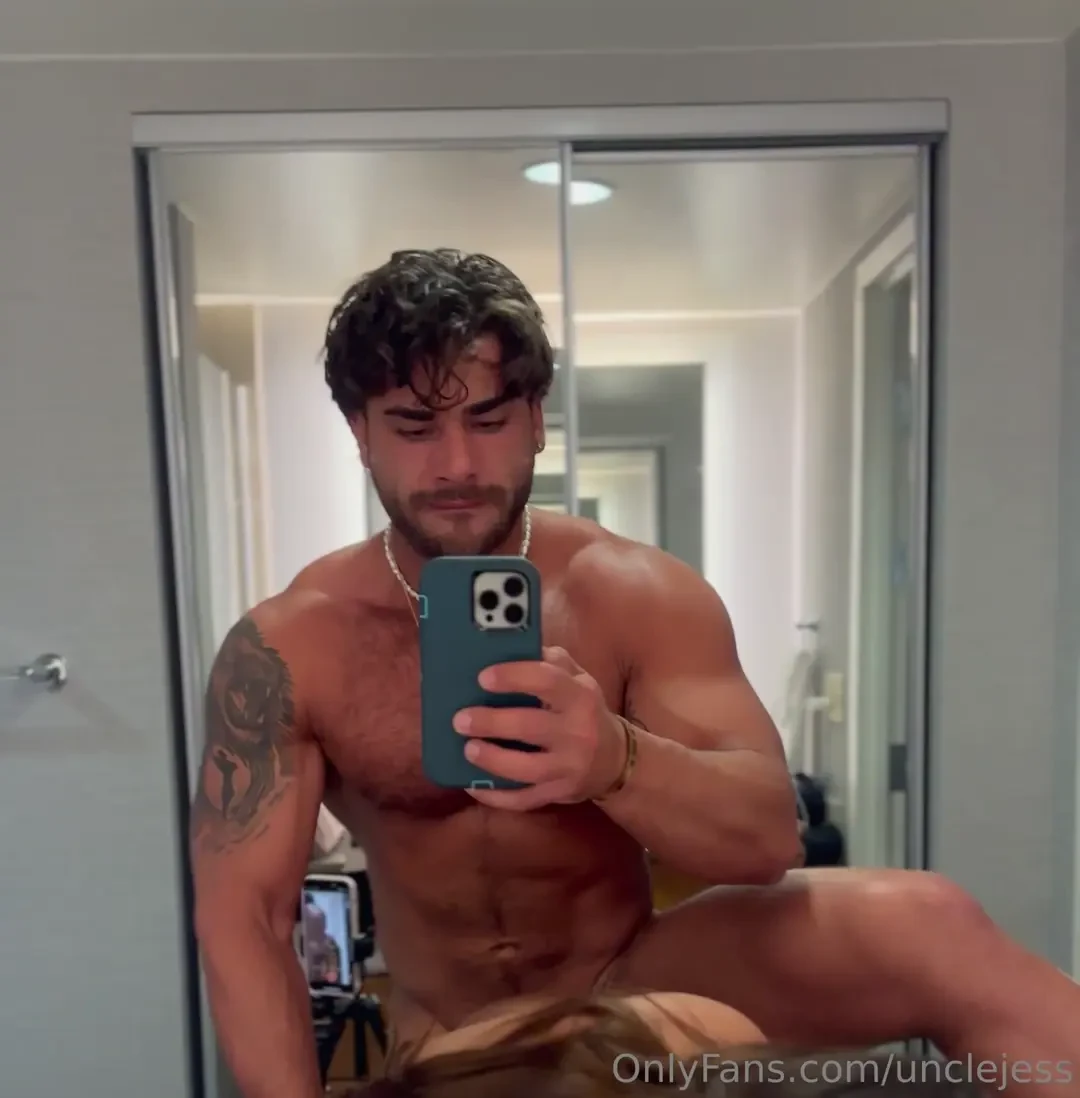 All that cock this week i had to invite a sexy girl over to blow her 