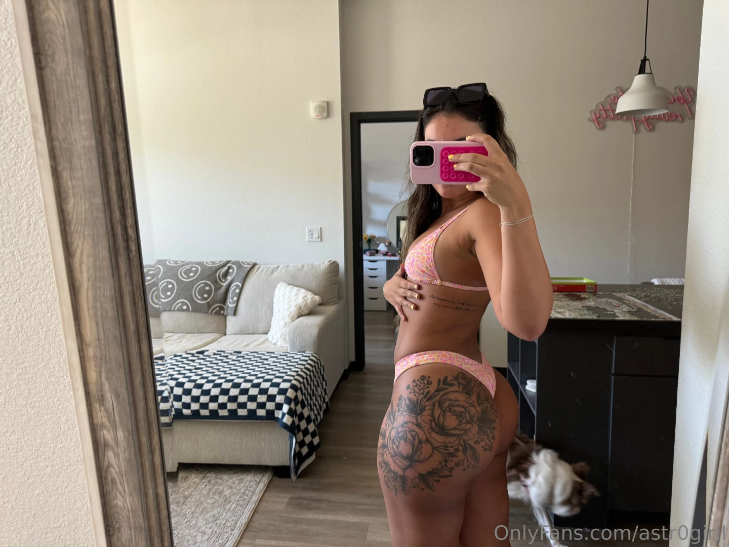 Rate my ass on a scale of 1-10 