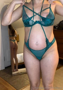 Sending this dressing vid to fans on my premium account at the end of part 2