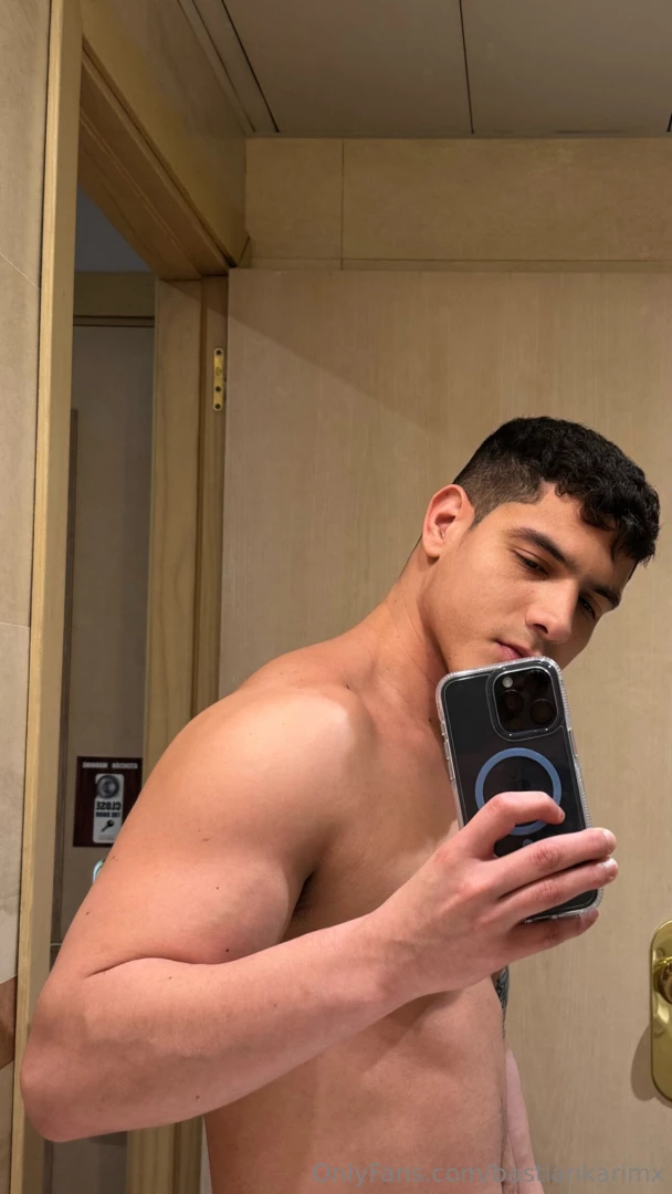 Random pics love u guys part 2 