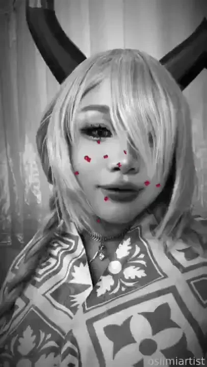 Cosplan for the next photoshoot my makeup artist gonna hate meeee or 