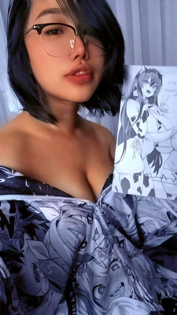 Can you guess my fav artist vtuber lewdtuber hentai irl thicc curvy part 2 